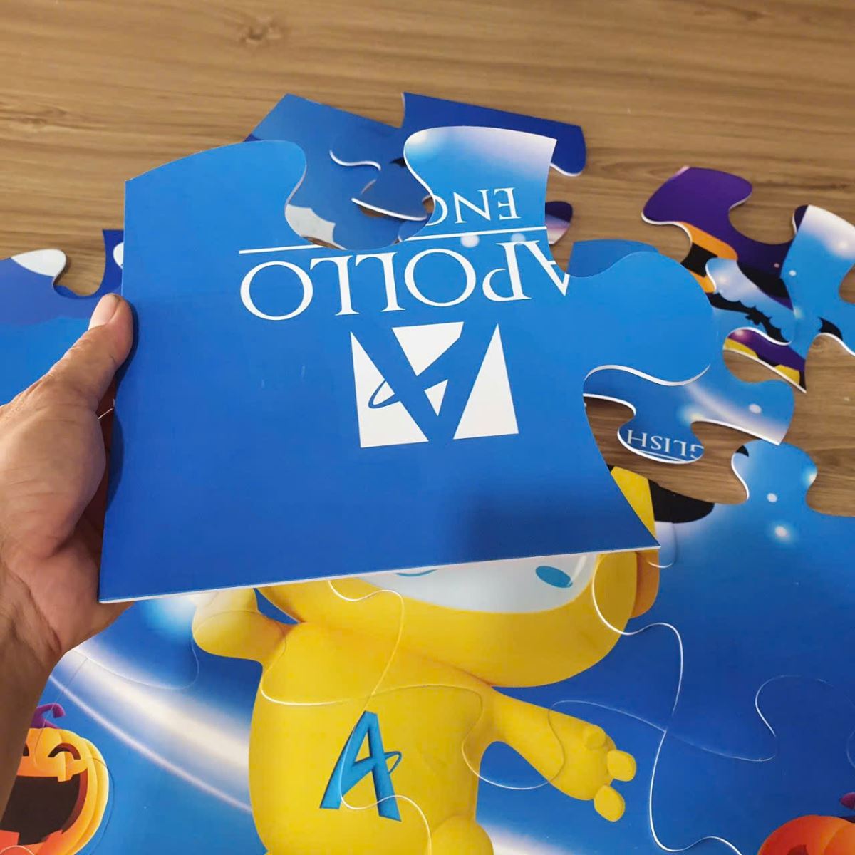 Tranh xếp hình cá nhân 16 mảnh 20x20cm